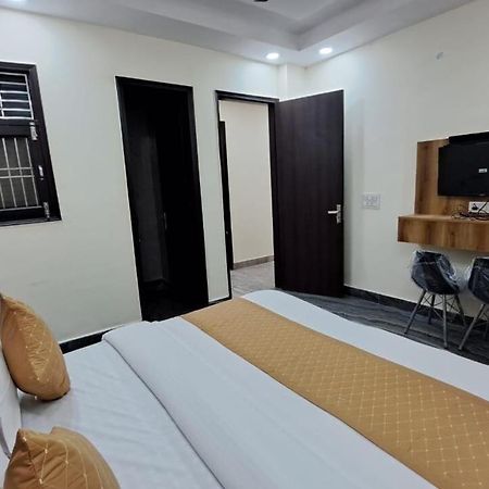 Hotel O City Deluxe Делі Екстер'єр фото